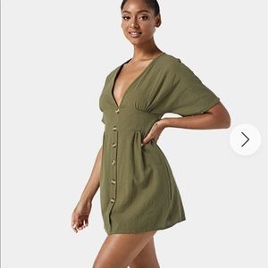 Halara nwt L green mini dress